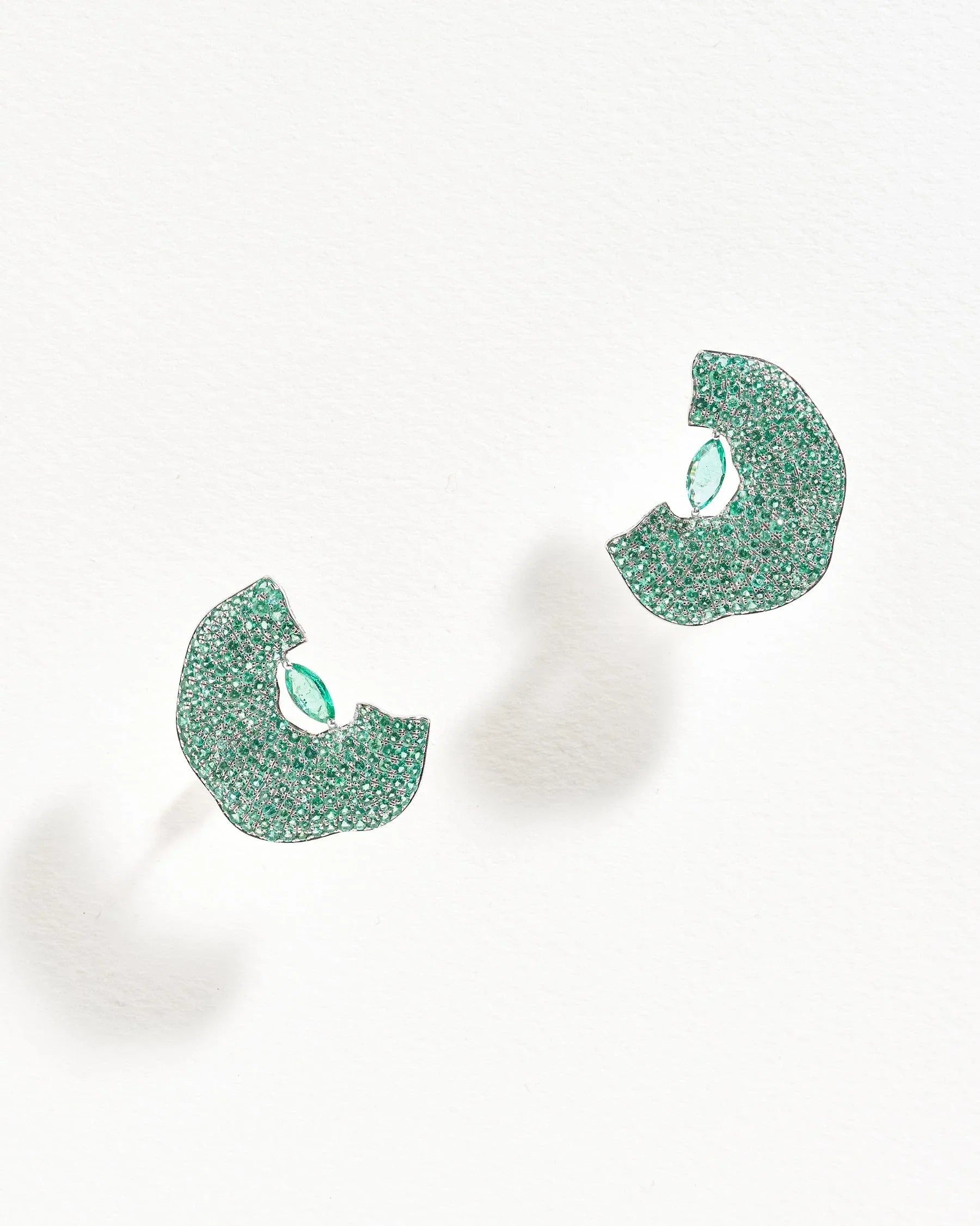 Akshita Rattha Earrings Gorgonia Earrings - Emerald