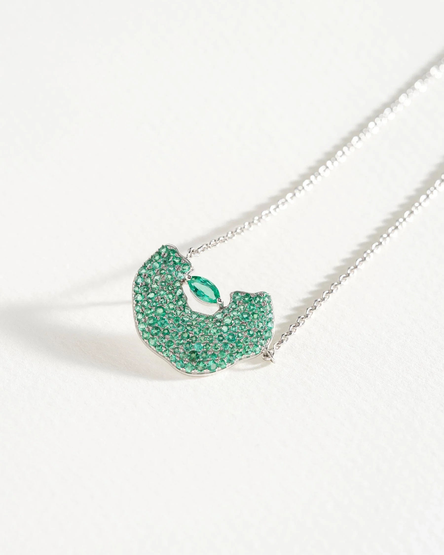 Akshita Rattha Pendants Gorgonia Pendant - Emerald